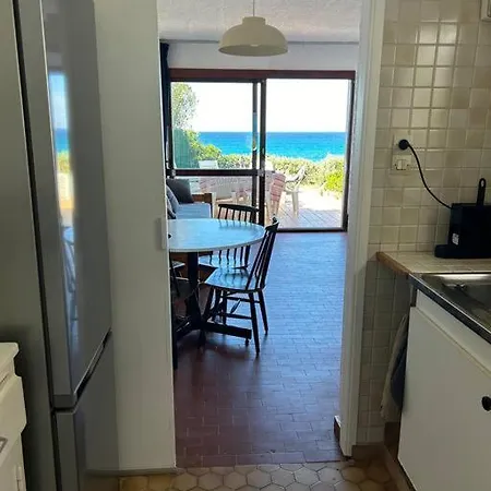 Maison Les Pieds Dans L'eau * Lumio