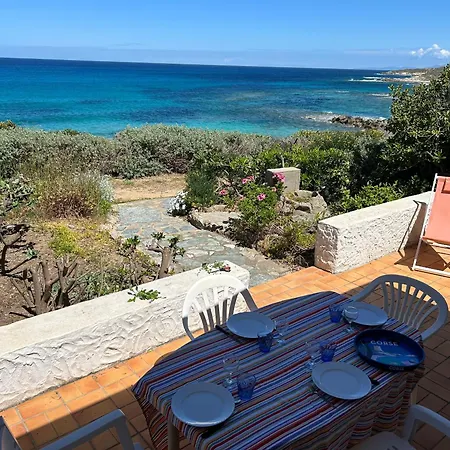 Hébergement de vacances Maison Les Pieds Dans L'eau *