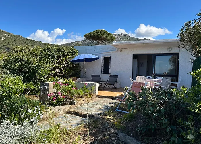 Vakantiehuis Maison Les Pieds Dans L'eau *